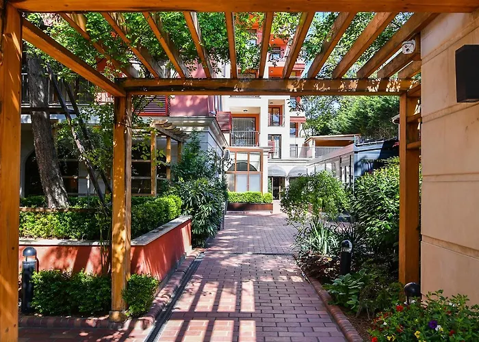 Mare Flat Two Bedrooms Free Parking